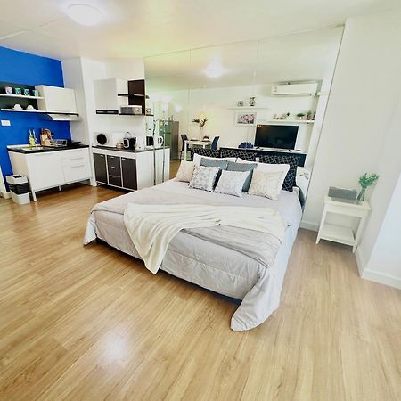 Cozy B At Nimman Studio Room In Condominium Chiang Mai Bagian luar foto