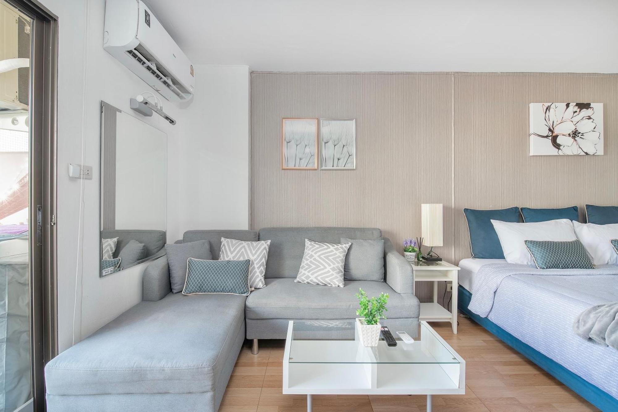 Cozy B At Nimman Studio Room In Condominium Chiang Mai Bagian luar foto