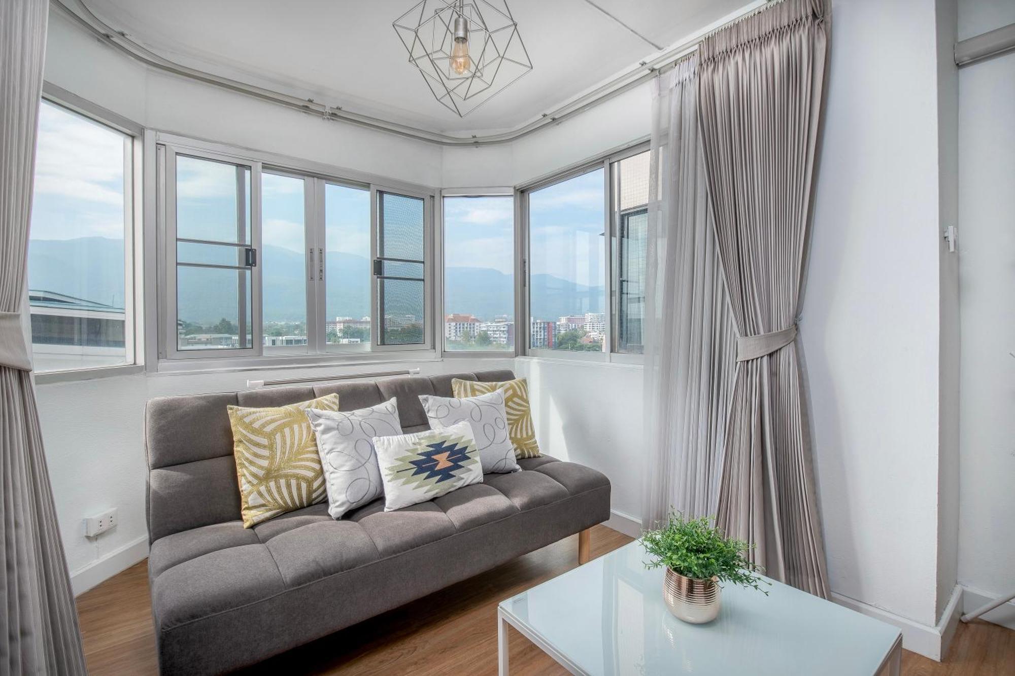 Cozy B At Nimman Studio Room In Condominium Chiang Mai Bagian luar foto